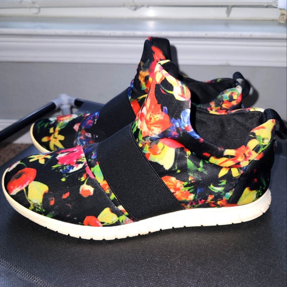 Floral Steve Madden sneakers